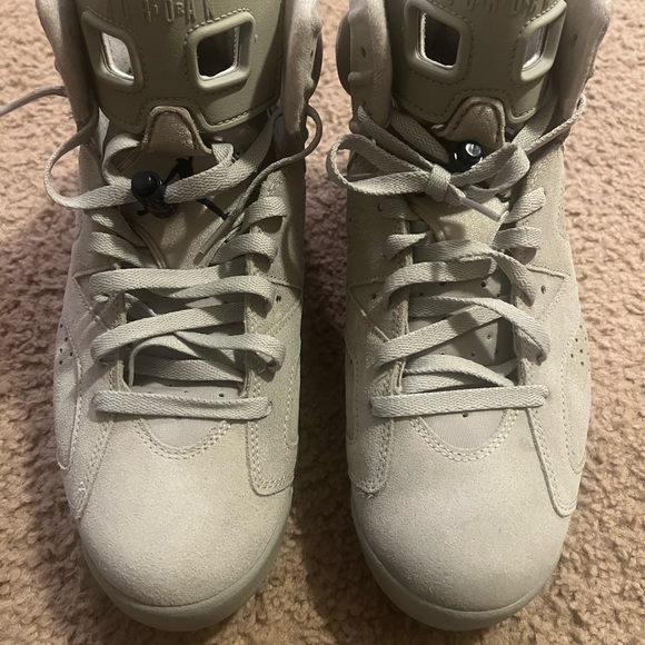Jordan 6 size 11 New - Picture 2 of 2